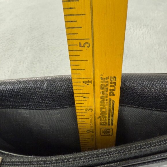 CHANEL Coco Button Leather Bifold Long Wallet Black - Picture 13 of 15